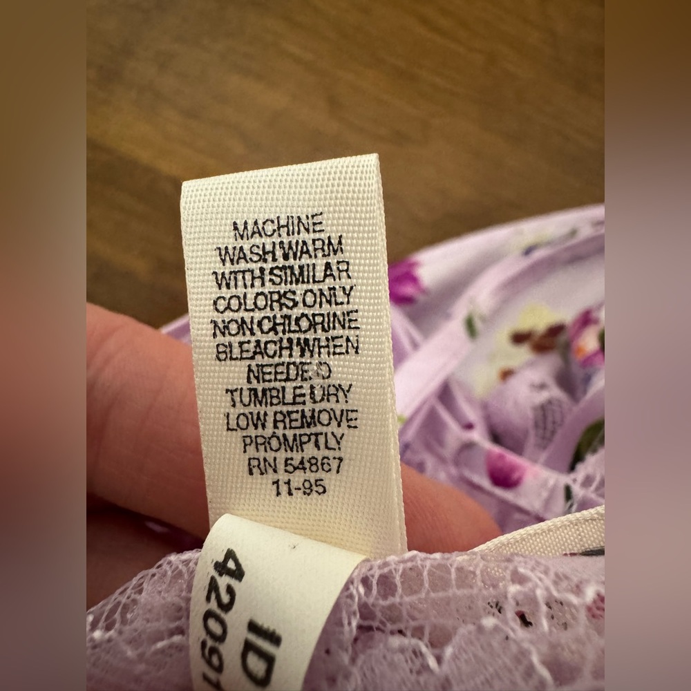 Vintage Victoria’s Secret Floral Lavender dress - Picture 5 of 5